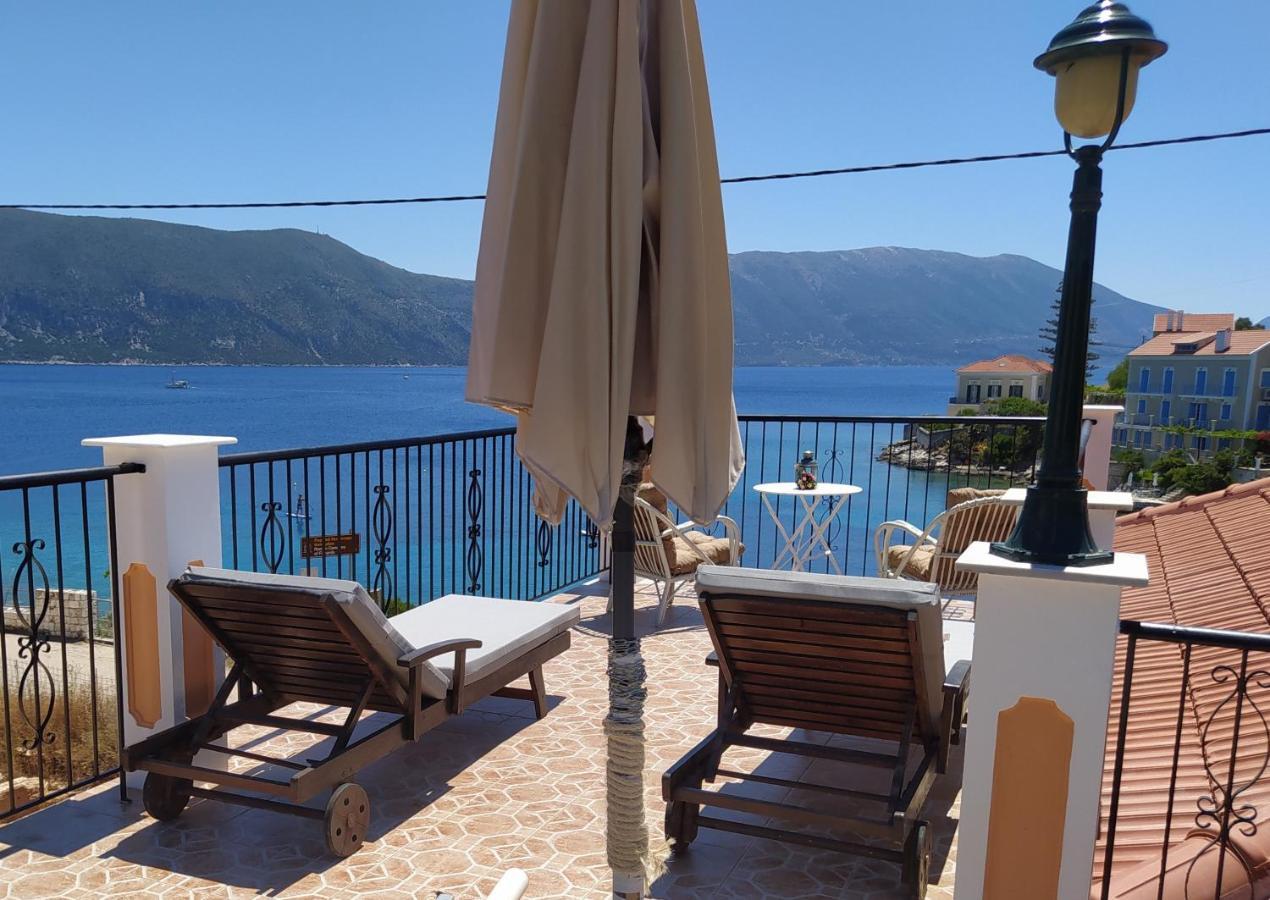 Villa Ireni Waterfont Fiskardo Eksteriør billede